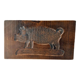 Antique Late 19th-Century Dutch Carved Pig Speculaasplank For Sale