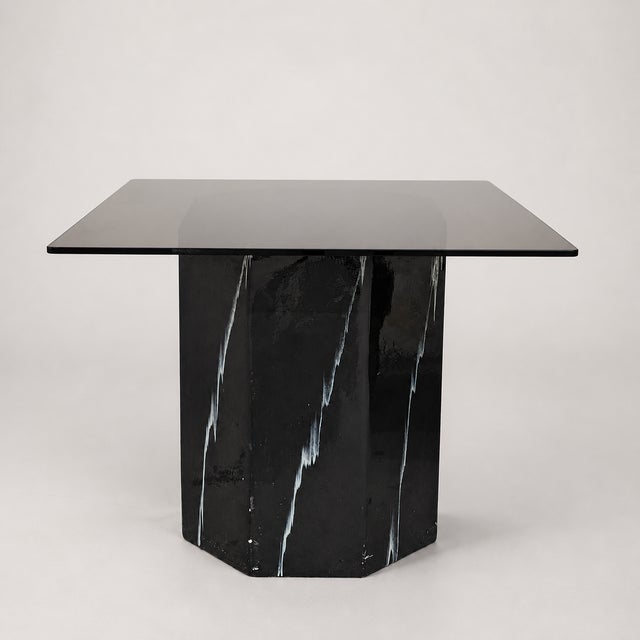 Postmodern Faux Marble Pedestal Side Table – Ceramic & Glass, 1980s, Mid-Century For Sale - Image 13 of 17