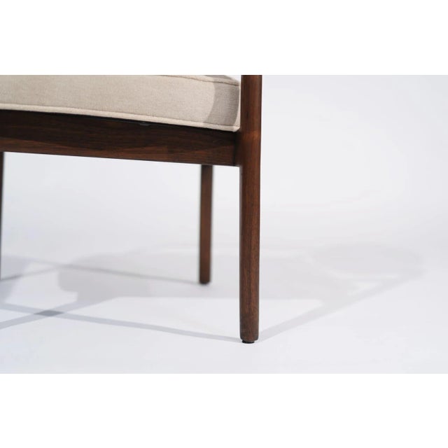 Set of 2 Walnut Side Chairs by Jens Risom in Natural Mohair, Circa 1950s For Sale - Image 9 of 11