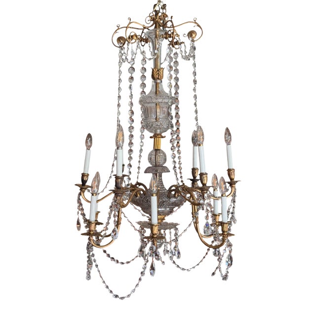 Early 19th Century Anglo-Irish Crystal and Gilt Bronze Chandelier For Sale