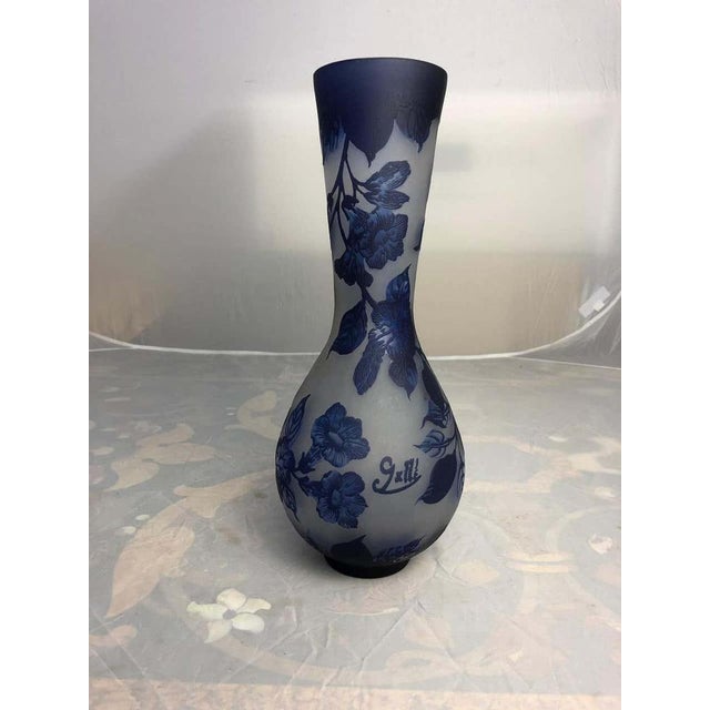 French Art Nouveau Cameo Style Vase by Gallé, 20th Century For Sale - Image 6 of 11