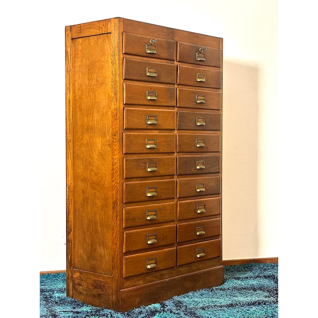 Mid-Century Modern 20-Drawer Filing Cabinet, Italy, 1950s For Sale - Image 3 of 18