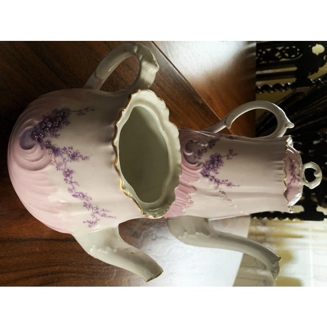 Antique Jug and Sugar Bowl in Pink Porcelain, 19th Century, Set of 2 For Sale - Image 6 of 16