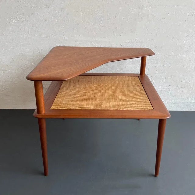 Mid-Century Modern 1960s Danish Modern "Minerva" Corner Table by Peter Hvidt and Orla Mølgaard-Nielsen For Sale - Image 3 of 7