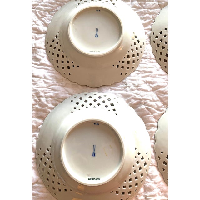 Set of 6 Antique Meissen Blue Onion Reticulated Plates 1850-1888 For Sale - Image 9 of 12