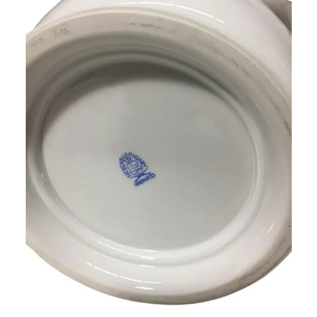 Large Chinese Bouquet Apponyi Green Porcelain Cache Pots from Herend Hungary, Set of 2 For Sale - Image 5 of 7