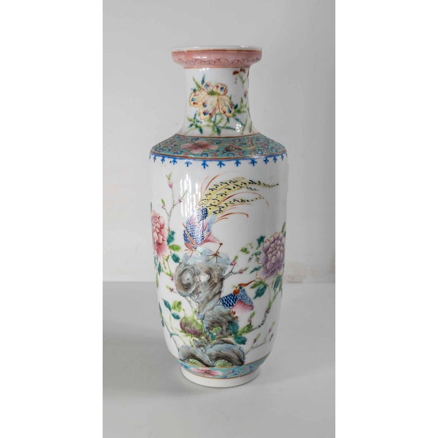 We are selling this colorful Chinese late Qing or Republic period vase. This vase has nice porcelain body with brightly...
