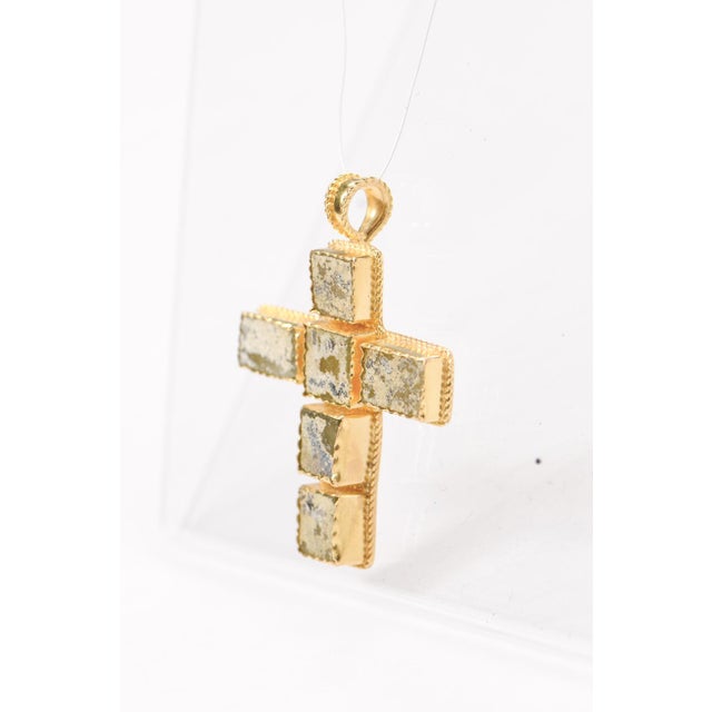 A Stunning Roman Glass Cross in 21k For Sale - Image 4 of 11
