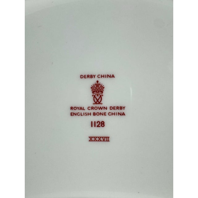 1974 Royal Crown Derby Old Imari ~ Pattern 1128 ~ XXXVII ~ Crescent Serving Dish For Sale - Image 10 of 10