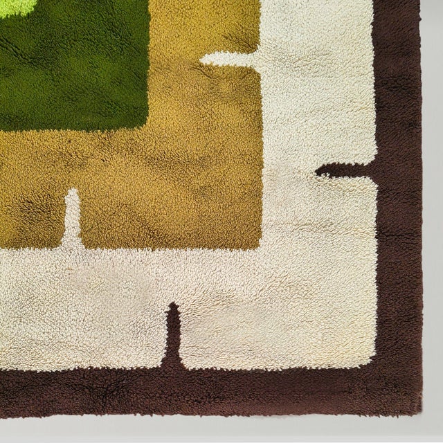 Space Age Geometric Rug in Wool, Italy, 1970s For Sale - Image 12 of 14