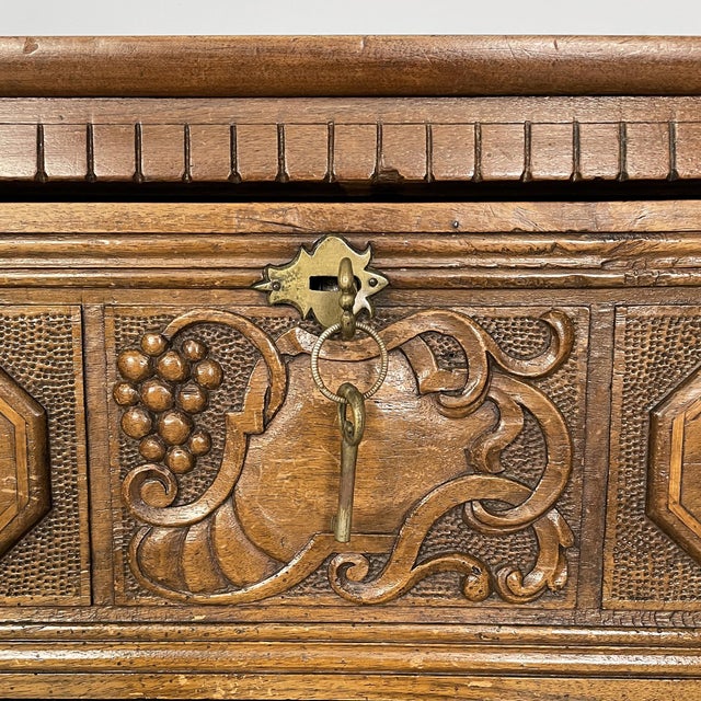 Italian Baroque-Style Wooden Chest of Drawers, 1930s For Sale - Image 6 of 18