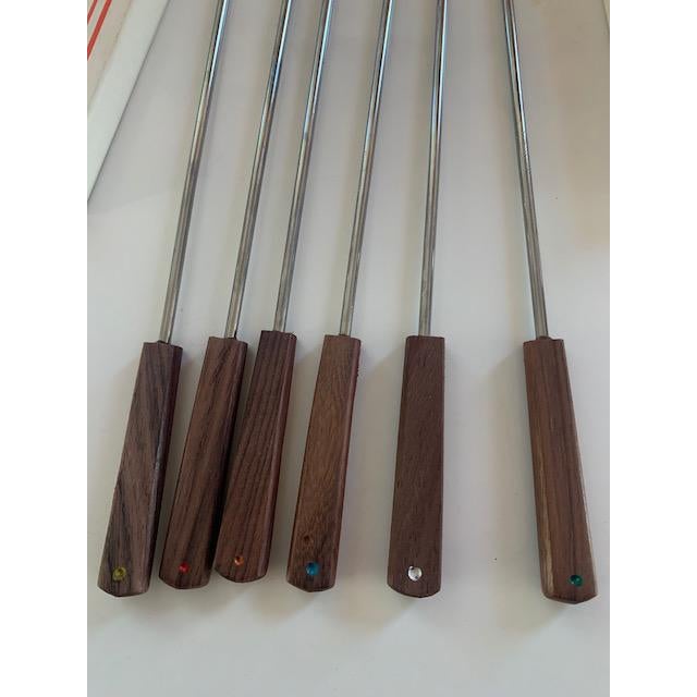 Mid-Century Modern 1960s Rosewood and Stainless Steel 6 Piece Fondue Fork Set For Sale - Image 3 of 8