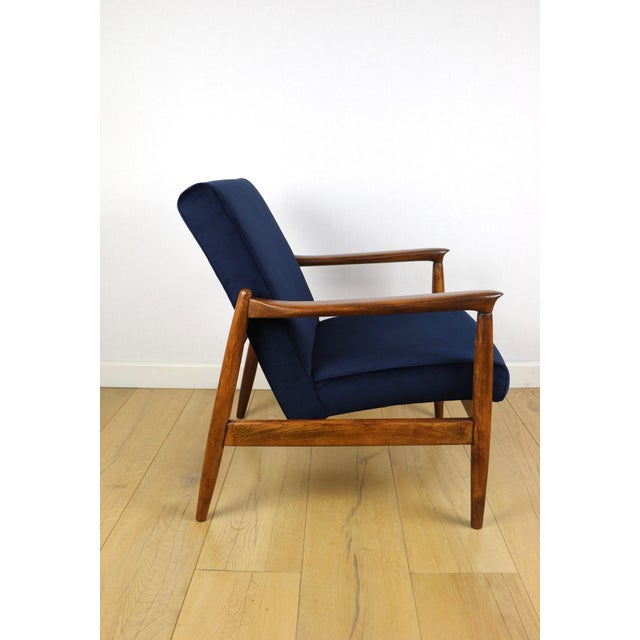 Navy Blue GFM-64 Armchair in Dark Wood from Edmund Homa, 1970s For Sale - Image 4 of 13
