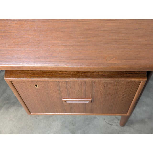1960s Danish Modern Floating Top Teak Desk Attributed to Johannes Sorth for Bornholm Møbelfabrik For Sale - Image 10 of 18