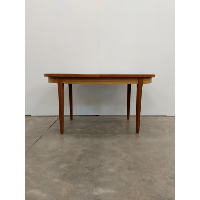 Vintage Mid Century Modern Teak Extendable Dining Table For Sale - Image 4 of 10