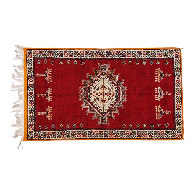 Berber Medium Rug Handwoven Wool With Abstract and Geometric Elements For Sale
