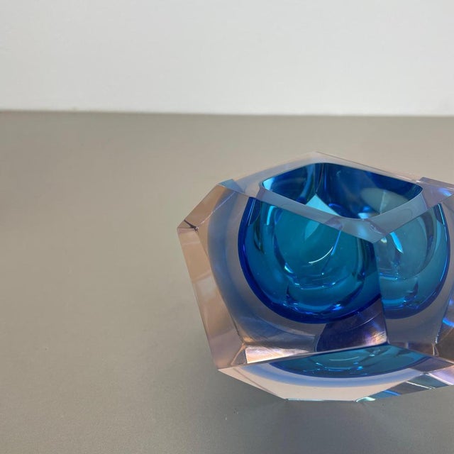 Glass Murano Glass Faceted Diamond Sommerso Bowl from Flavio Poli, Italy, 1970s For Sale - Image 7 of 18
