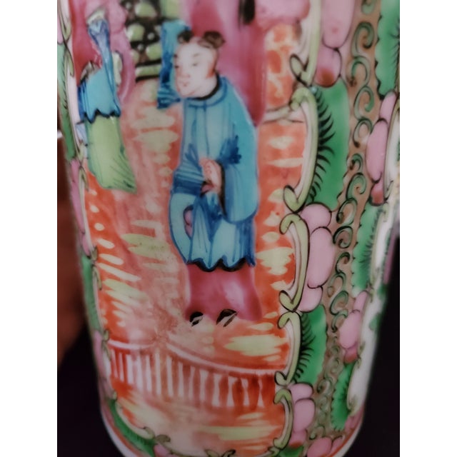 Late 19th Century Antique Chinese Porcelain Rose Medallion Cylinder Vase For Sale - Image 5 of 10