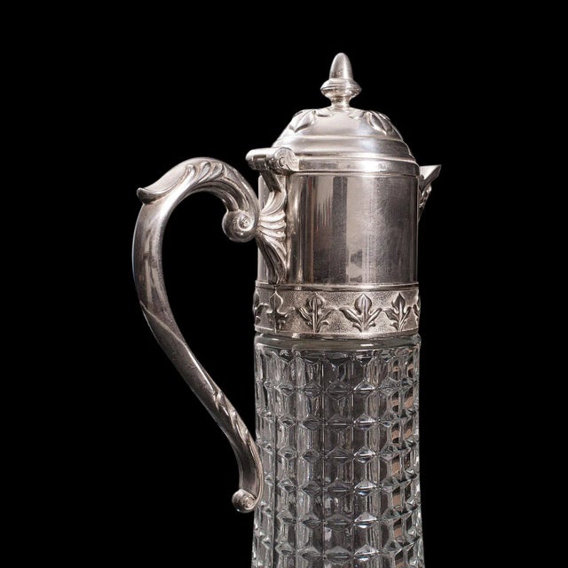 1960s Pair of Vintage Italian Glass Decorative Ewers For Sale - Image 10 of 13