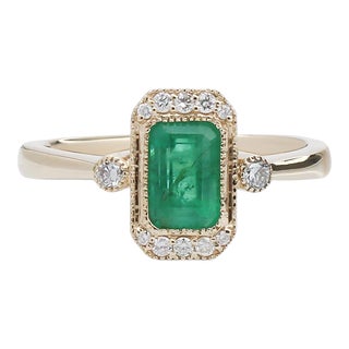 1ct Emerald Ring With Earth Mined Diamonds in Solid 14k Yellow Gold Emerald Cut Size 6.75 For Sale