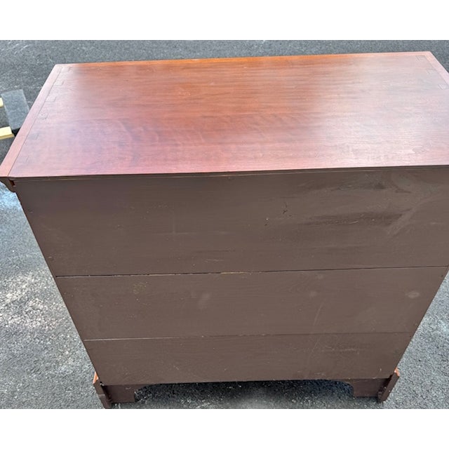 1990s 1990s Eldred Wheeler Solid Cherry 4 Drawer Chippendale Style Bench Made Chest of Drawers For Sale - Image 5 of 8