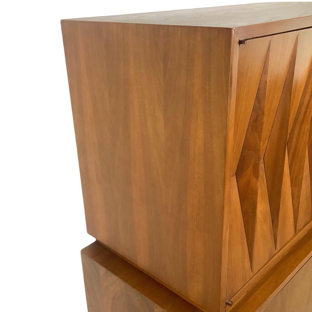 American of Martinsville Harlequin Diamond Front Highboy Dresser For Sale - Image 11 of 17