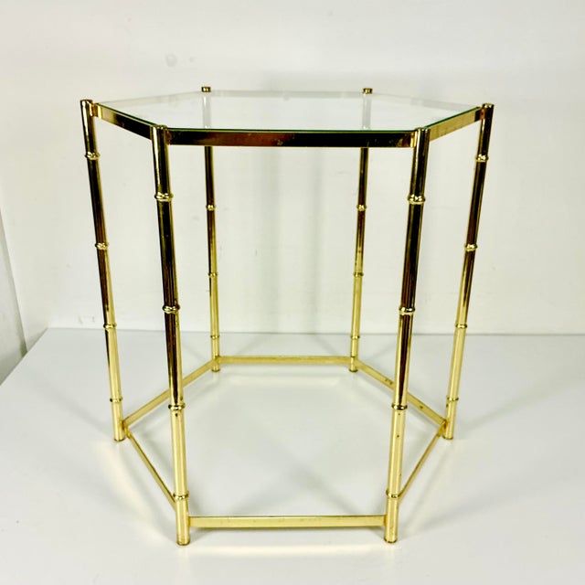 1970s Vintage Boho Chic Coastal Hollywood Regency Faux Bamboo Metal Drinks Table. For Sale - Image 6 of 12