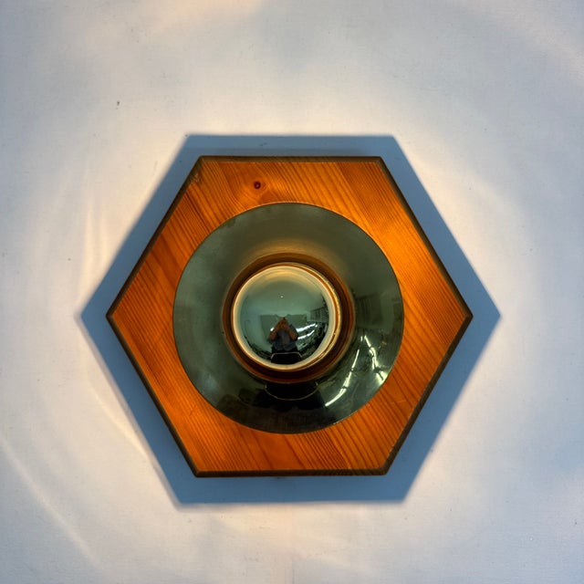 Vintage Hexagonal Wall Lamp with Pine Wood and Brass, 1970s For Sale - Image 13 of 16