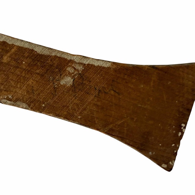 Vintage Carved Gilt Wood Decorative Display Wall Bracket - A Pair For Sale - Image 6 of 7