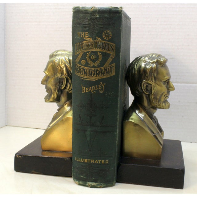 Mid-Century Modern 1960s Traditional Americana Solid Brass Abraham Lincoln Bust Bookends on Walnut Bases – A Pair For Sale - Image 3 of 15