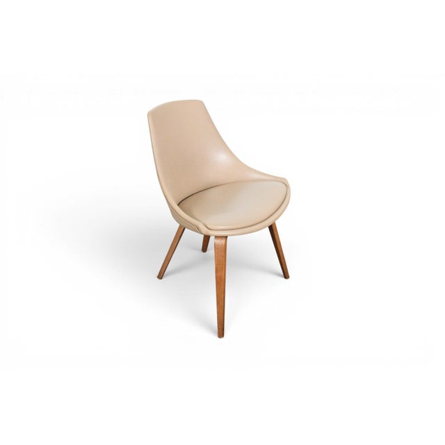 Set of Eight Mid 20th Century Bentwood Dining Chairs in Walnut For Sale - Image 4 of 9