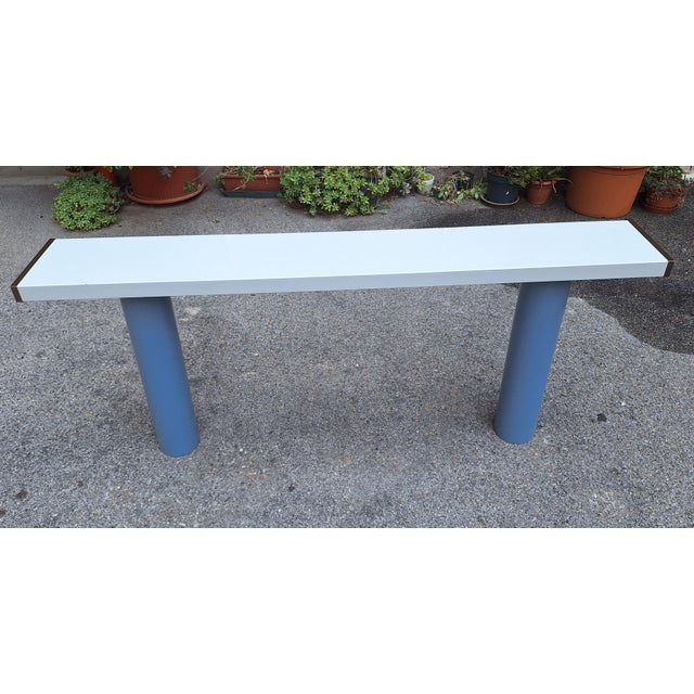 Console in White Lacquer with Cylindrical Plastic Legs by Tresoldi Salvati, 1980s For Sale - Image 3 of 9