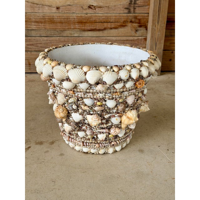 Off-white Vintage Hand-Applied Coastal Seashell Encrusted Resin Planter For Sale - Image 8 of 12