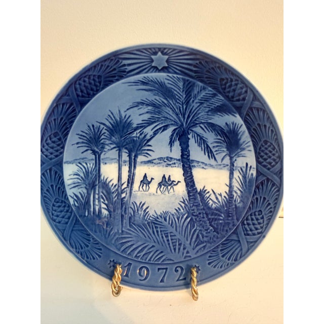 Pair of Vintage Royal Copenhagen Annual Christmas Plates, 1969 & 1972 Danish Blue & White Porcelain Wall Plates For Sale In Charleston - Image 6 of 11