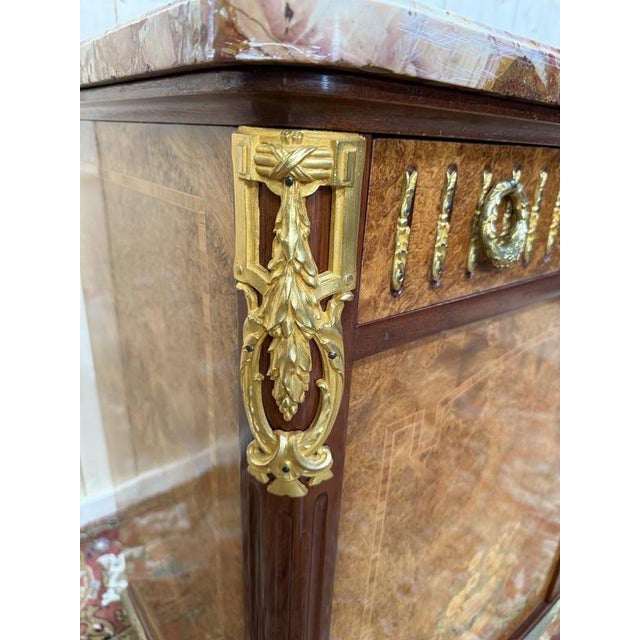 Louis XVI Sideboard in Marquetry For Sale - Image 3 of 11