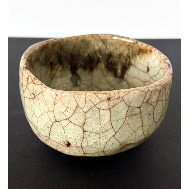 Japanese Oribe Chawan Tea Bowl by Kato Tokuro For Sale - Image 14 of 15