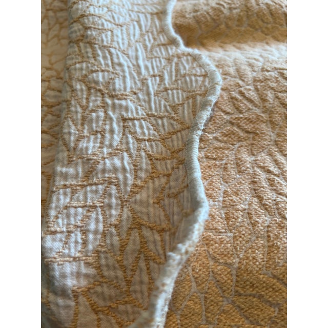Portuguese Colchas Domingos Heavyweight Cotton Matelassé Oversized Queen Coverlet | Soft Buttercream For Sale - Image 10 of 13