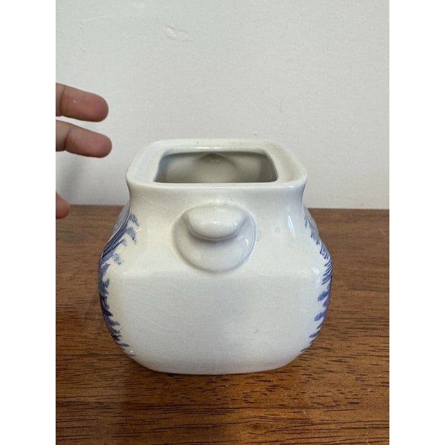1970s Liberty Blue Betsy Ross England 8 Pc Lot Cups Creamer Sugar Salt Pepper For Sale - Image 16 of 18
