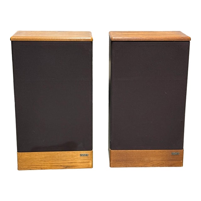 1975 New Large Advent (Nla) Speakers - Bullnose Corner Walnut Accents – Original Owner! For Sale