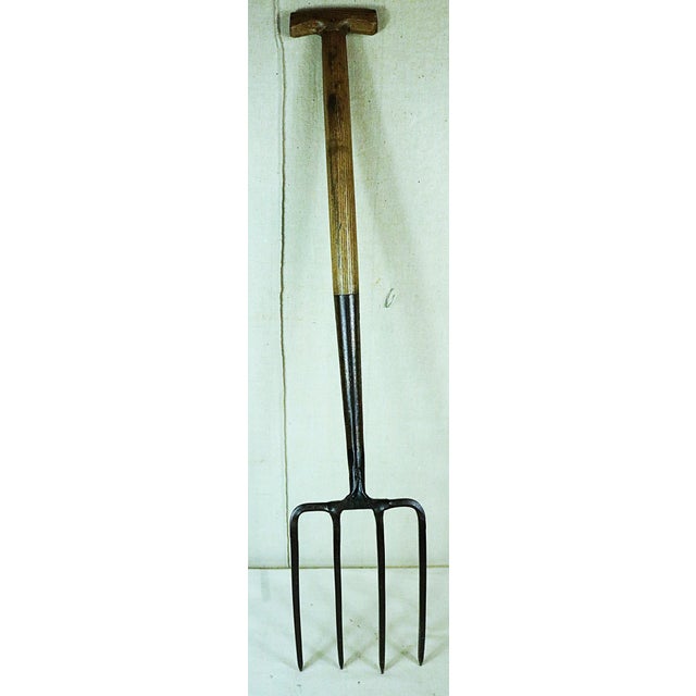 Early 20th Century Edwardian Period English Garden Fork For Sale - Image 5 of 6