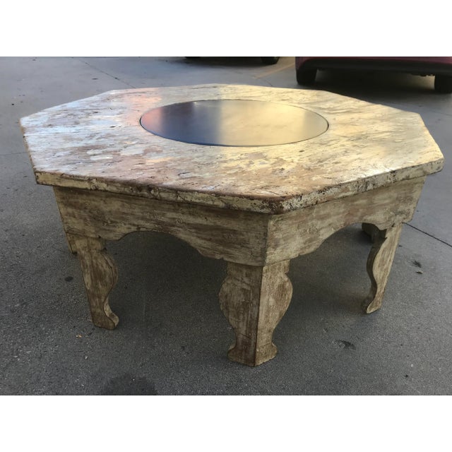 Moroccan Distressed Moroccan-Style Painted Wood Octagonal Coffee Table With Removable Black Slate Insert – Early 20th Century For Sale - Image 3 of 13