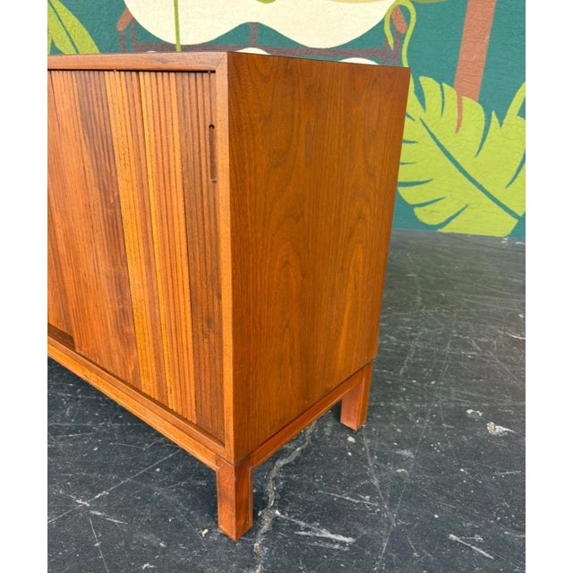 Mid Century Wall Unit Attr to Foster McDavid For Sale - Image 15 of 16