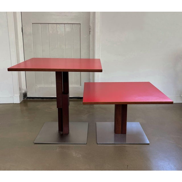 Great set of adjustable tables. The tables are made of solid wood structure adjustable in height by means of a piston for...