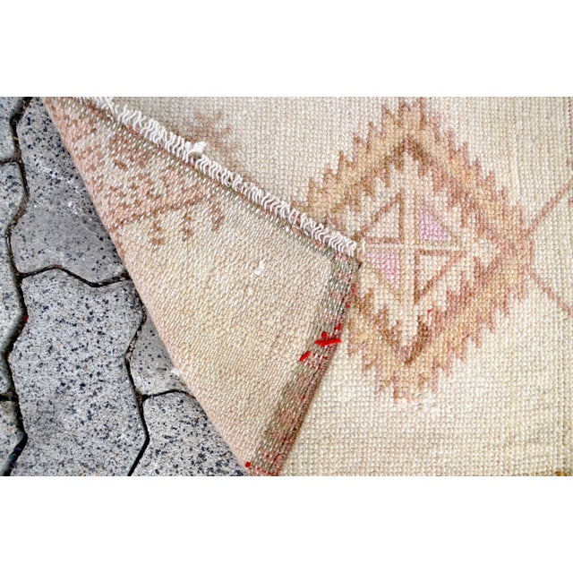 1960s Vintage Mid Century Turkish Rug For Sale - Image 5 of 6