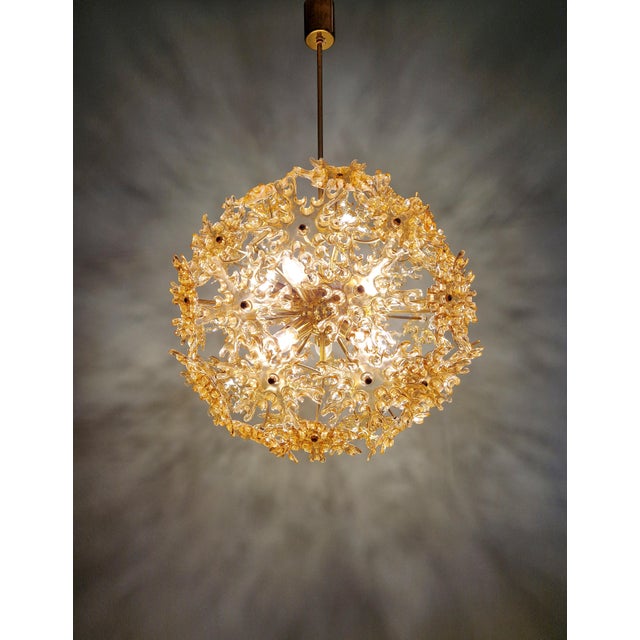 German Sputnik Chandelier in Brass and Amber Murano Glass from Sische, 1960 For Sale - Image 4 of 18