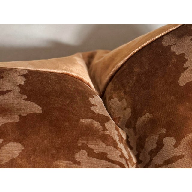 English Italian 24" Venezia Rame Velvet Pillows - A Pair For Sale - Image 3 of 3
