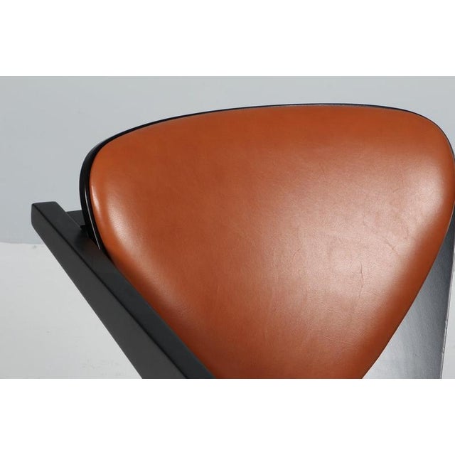Butterfly Lounge Chairs in Black Beech and Full Grain Leather attributed to Hans J. Wegner for Getama, 2000s For Sale - Image 3 of 6