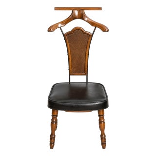 1970s Babcock-Phillips Gentleman’s Valet Chair With Pull-Out Accessories Tray For Sale
