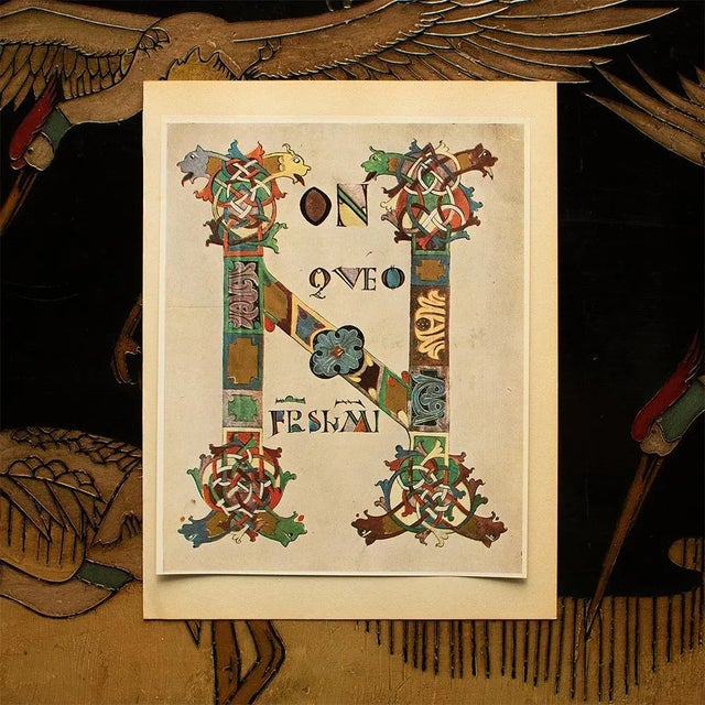 Renaissance 1949 Letter N From "The Lectionary of Montmajour", First Edition Gold Ink Lithograph For Sale - Image 3 of 9