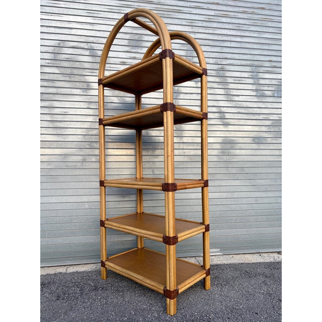 Vintage Coastal Style Arched Rattan Etagere/ Bookcase in the McGuire's Manner. Circa 1970s. For Sale - Image 11 of 18